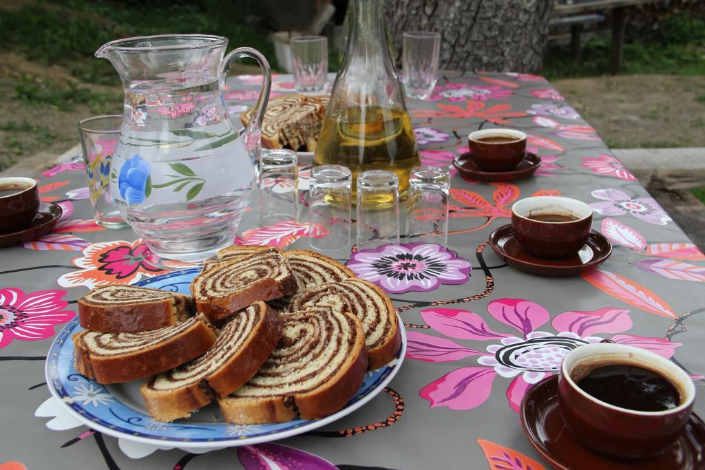 Pod Jabukom, Zlatibor, Rudine